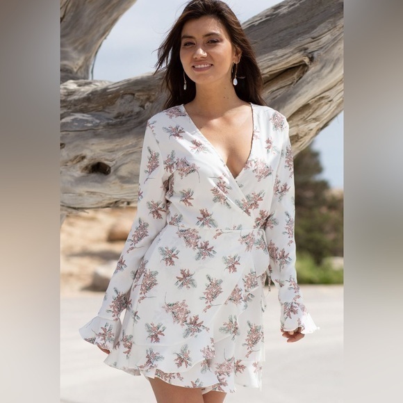 Boho Satin Romper Ruffled Serenity White‎ Size S RefI023 - Picture 1 of 14